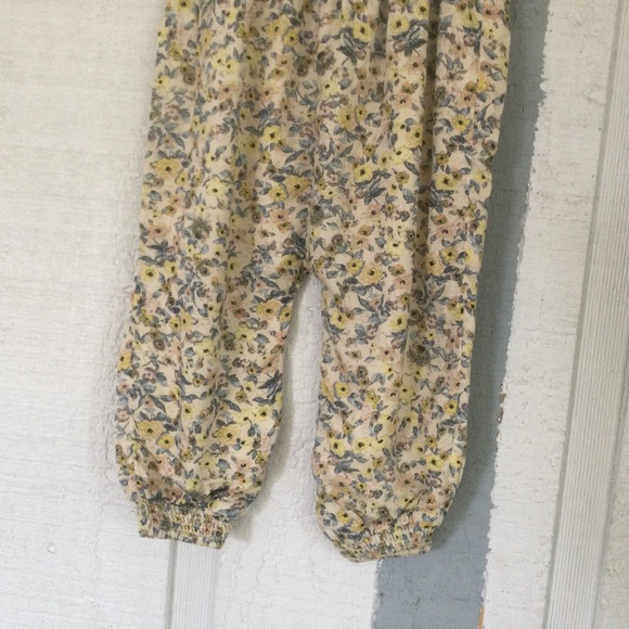 Something Navy Floral Smocked Romper In YELLOW SAND ROMANTIC DITSY SZ 18 Months - Picture 8 of 12